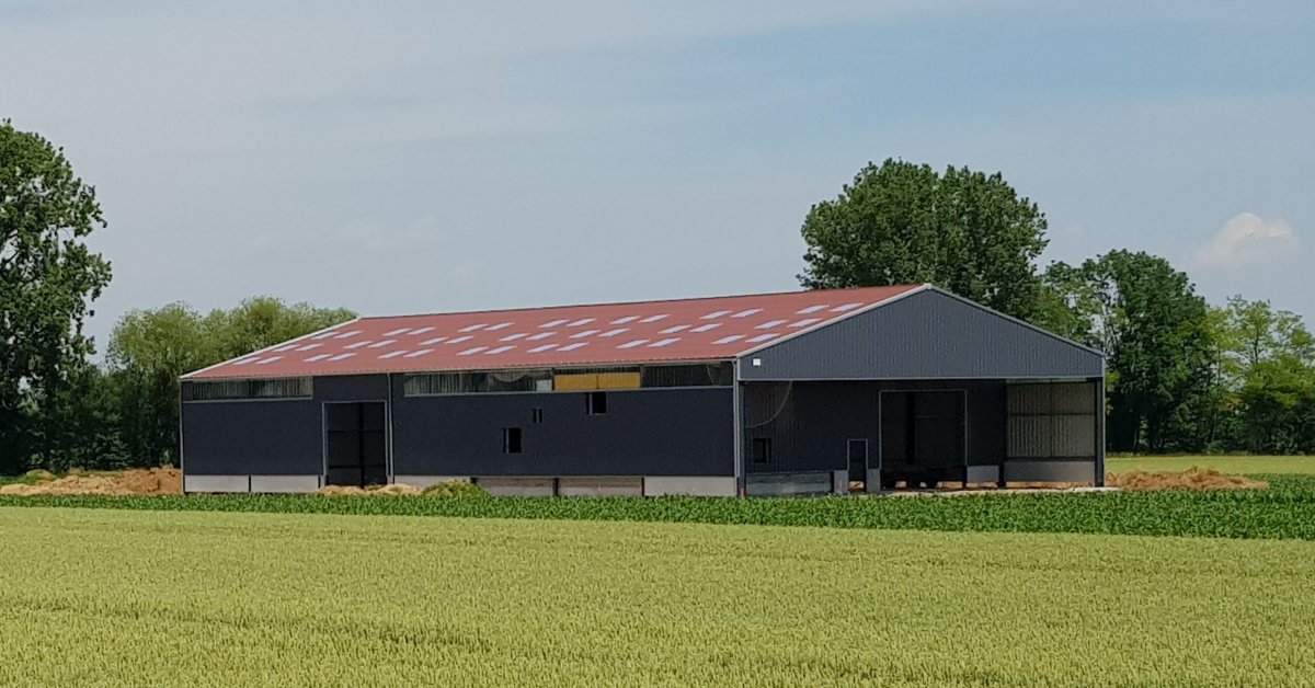 panneaux sandwich pour hangar agricole