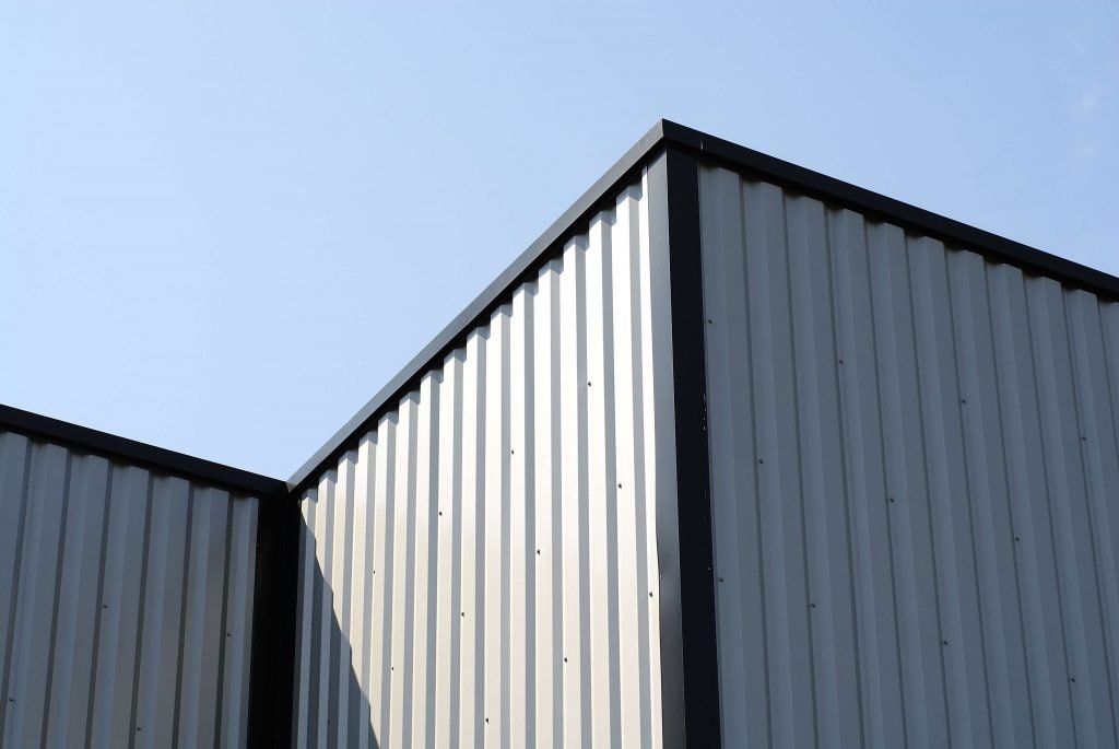 bardage metallique acier batiment positif